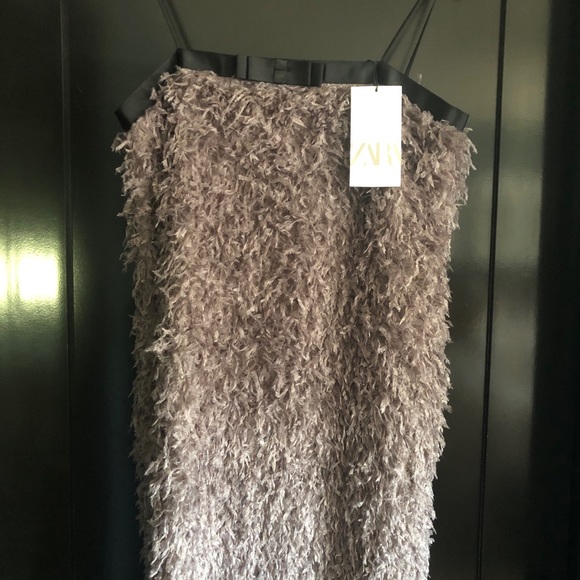 NWT - Zara Feather Effect Dress - Size M - Picture 2 of 5